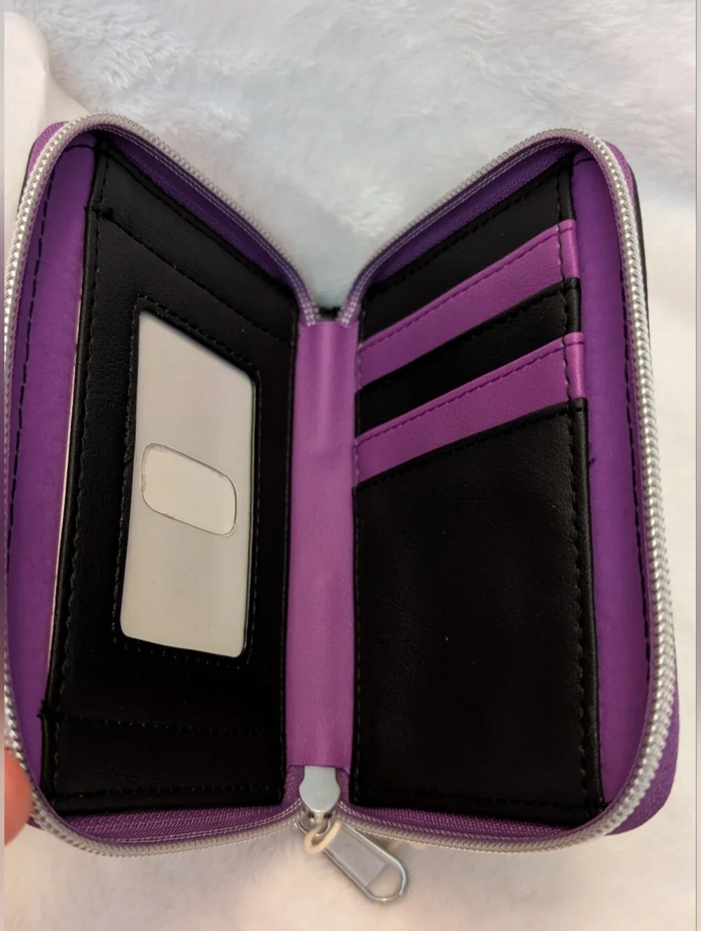 Low Start 🔥 loungefly invader zim Zip Wallet New With Tags - Picture 4 of 4